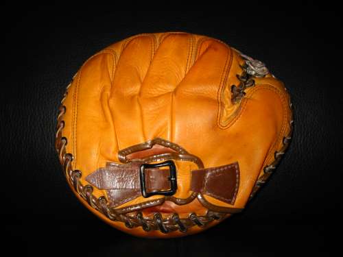 Bill Dickey Marathon 4260 Back